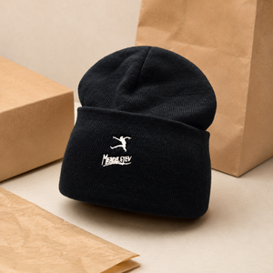 Gorro de Punto Personalizado con Parche de Cuero y Logotipo Bordado, Gorro de Invierno al por Mayor, MOQ Bajo, Alta Calidad, Unisex - Product Image 3