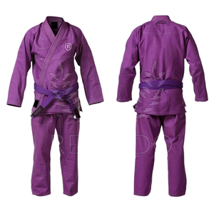 Nouvel ensemble personnalisé de t-shirt et pantalon de protection contre les éruptions cutanées pour hommes, en polyester/coton extensible, léger, durable, respirant et à séchage rapide - Product Image 3