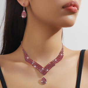 ชุดสร้อยคอและต่างหูเจ้าสาวทรงหยดน้ำระยิบระยับระดับไฮเอนด์  วัสดุโลหะผสมสังกะสี ชุบทอง/เงิน/โรสโกลด์  เครื่องประดับแฟชั่นทันสมัย - Product Image 4