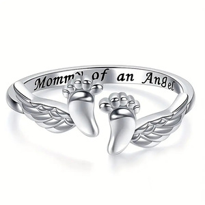 Anello con Impronta di Angelo per Donne, Accessorio da Dito per Uso Quotidiano - Product Image 5