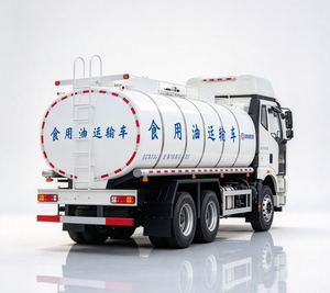 Camion-citerne à huile comestible FAW 8x4, capacité 31-40T, 15001-30000L, transmission manuelle, diesel - Product Image 2