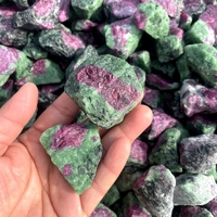 Meilleure qualité pierre naturelle épidote rubis zoisite pierres semi-précieuses matière première pour la fabrication de bijoux