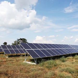 การออกแบบทนทานต่อสภาพอากาศด้วยพลังงานแสงอาทิตย์ 750W สำหรับระบบที่อยู่อาศัยและเชิงพาณิชย์ เพิ่มผลผลิตพลังงานทดแทน - Product Image 2