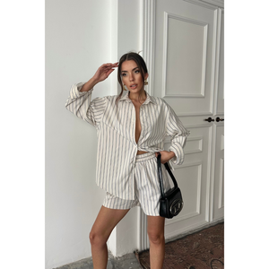 Conjunto de Camisa y Pantalones Cortos a Rayas de Popelina Beige para Mujer, Talla S - Product Image 3