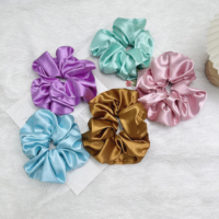 Bandeau en satin de haute qualité, effet soie, à large bord, couleur personnalisable, 19 cm, accessoire capillaire floral élégant pour femme