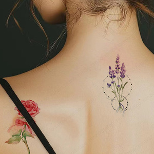 1 Juego por 35 hojas colorido <span class=keywords><strong>pequeño</strong></span> <span class=keywords><strong>tatuaje</strong></span> temporal Floral para mujeres arte corporal falso pegatinas de <span class=keywords><strong>mano</strong></span> de larga duración - Product Image 1