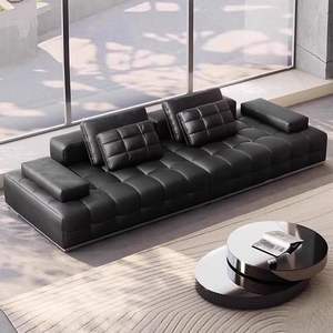 Divano in Pelle Moderno Minimalista Italiano per Soggiorno, Grande Divano Lineare Lawrence per Arredamento Casa - Product Image 1