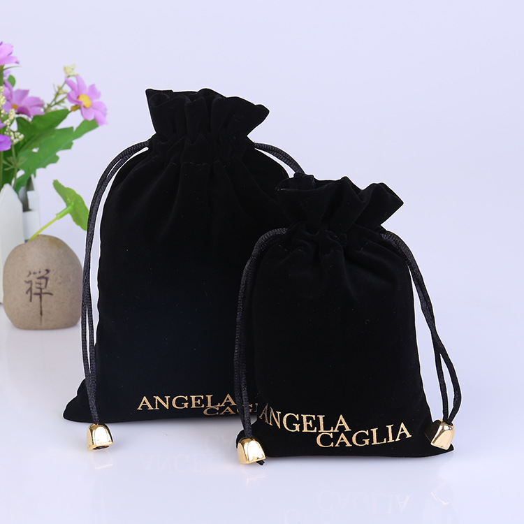 Портативная бархатная сумка для ювелирных изделий на шнурке с черным золотым принтом