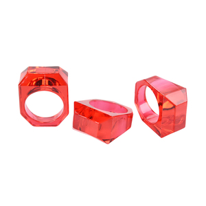 Fabricant Vente en gros Vente en gros Bague en cristal en plastique Bague de déclaration transparente de dessin animé - Product Image 5