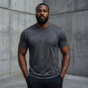 Vêtements de sport sur mesure en gros, impression DTF, vêtements de sport pour hommes et femmes, t-shirts en polyester légers à séchage rapide, sublimation - Product Image 1
