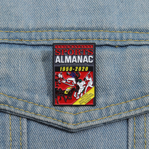 Spilla in Lega a Tema Cartone Animato Sportivo Fantascientifico Ritorno al Futuro (1950-2020), Accessorio Moda per Abbigliamento, Regalo per Amici - Product Image 4