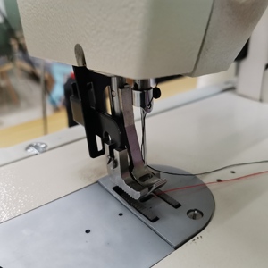 Machine à coudre industrielle 306 à entraînement direct de haute qualité pour cuir et usage domestique – Offre spéciale - Product Image 6