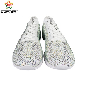 Original China Factory Custom Reign Kristall Cheerleading Tanz Sneaker Strass White Cheer Schuhe für Athletic