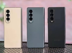 Smartphone Pieghevole Galaxy Z Fold 4 5G Originale di Alta Qualità, Dual SIM, Design Pieghevole, Sbloccato - Product Image 2