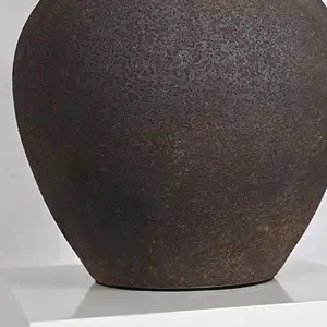 Moderne dekorative Wabi-Sabi-Stil hand gefertigte Keramik schwarz Eisen Retro Keramik LED Beistell tisch lampe