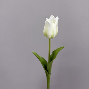 Bouquet de tulipes artificielles Meng Jie 30cm-100cm en caoutchouc souple, réaliste, pour décoration intérieure, tige unique, tête de fleur et bourgeon - Product Image 3