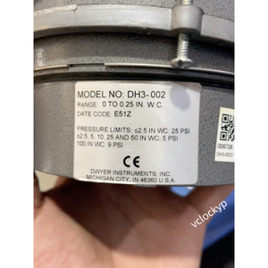   ตัวควบคุมแรงดันแตกต่างแบบดิจิตอล DH3-002 ซีรีส์ DH3 ใช้แล้ว - Product Image 2