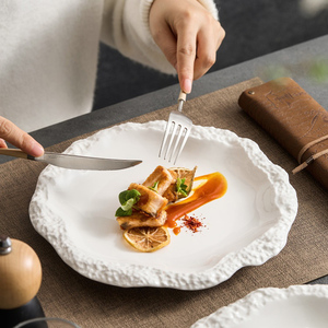 Plato de Cerámica Poco Profundo con Borde de Estilo Occidental, Diseño de Roca, para Servir Ensaladas y Frutas, para Hogar u Hotel, Bandeja Redonda Blanca - Product Image 2