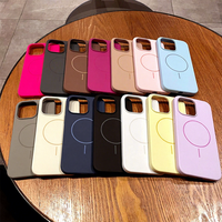 Coque de téléphone antichoc en silicone liquide mat avec anneau magnétique fin et respectueux de la peau pour iPhone 11-17 Pro