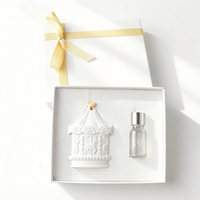 Diffuseur d'huiles essentielles en porcelaine artisanale en forme de fleur, parfum d'ambiance pour la maison, diffuseur suspendu en céramique parfumée, désodorisant pour voiture et armoire