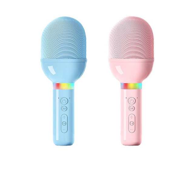 High Quality Stylish Portable Karaoke Microphone Built-in Speaker Wireless Magic Voice Handheld wireless Mic