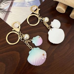 Wholesale Colorful Gradient Shell Creative Pearl Keychain, Bag Hanger, Fashion <b>Accessory</b>,Trendy Women's Keyring - Product Image 6