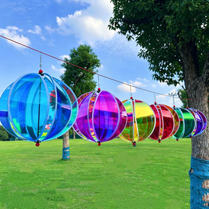 Tourniquet à vent sphérique 3D suspendu - Décoration de jardin colorée et réfléchissante et boule répulsive pour <span class=keywords><strong>oiseaux</strong></span> pour patio et ferme - Product Image 1