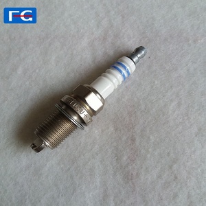 Moteur de voiture de qualité supérieure allemagne bougie <span class=keywords><strong>2</strong></span> électrodes FLR8LDCU + 9 bougie d'allumage automatique à deux broches pour pièces de bougie d'allumage de moteur de voiture - Product Image 6