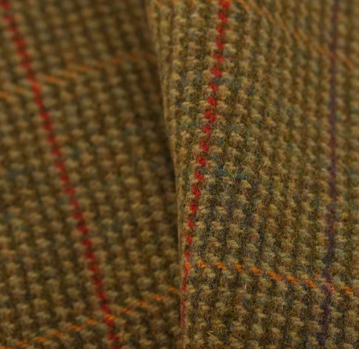 Premium Houndstooth Fine Spun Wool Fabric in Vintage Green for Suits and Trousers
