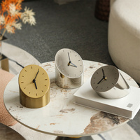 Horloges de bureau et accessoires de décoration intérieure au style artistique unique, très demandés, directement du fabricant