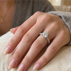 Anillo de Compromiso Clásico de Oro Blanco Sólido de 18K con Diamante Natural de 0.50ct, Engaste de 4 Puntas Compartidas, Proveedor Confiable - Product Image 2