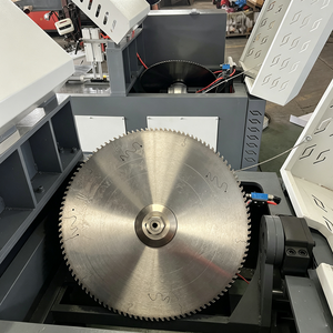 Machine de découpe d'aluminium CNC à double tête haute précision, équipement de découpe à 45 et 90 degrés pour profilés aluminium de fenêtres et portes - Product Image 3
