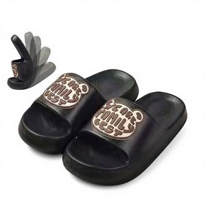 Chaussons d'intérieur et d'extérieur jetables Yearning Man, imperméables, antidérapants, respirants, légers, recyclables, résistants à l'usure, tendance - Product Image 1