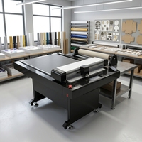 Automatischer Doppelkopf-Flachbett-Schneideplotter Digitaler Rillenplotter für Kartonherstellung Musterprototyp Wellpappe