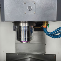 Centre d'usinage vertical CNC VMC1160 à 3 axes haute rigidité, commande Fanuc, broche BT40 8000 tr/min, haute précision, usage intensif
