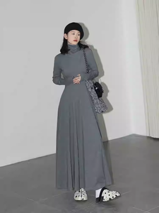 महिलाओं शरद ऋतु और सर्दियों के लिए उच्च गर्दन वाले आंतरिक पहनने वाली लंबी आस्तीन की पोशाक, कोरियन शैली हाई-एंड ढीले-लाइन बेस लंबी पोशाक - Product Image 2