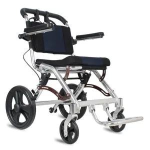 Fauteuils roulants pliants légers en aluminium Fauteuil roulant extérieur portable manuel en acier