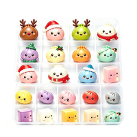 Calendrier de l'Avent de Noël Mystère des Raviolis – Assortiment de Jouets Anti-Stress TPR Squishy en Forme de Ravioli de Noël – 24 Surprises de Fêtes