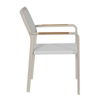 Chaise de salle à manger d'extérieur moderne avec structure en aluminium, tissu Teslin, fauteuil empilable avec accoudoirs imitation bois pour patio, jardin, café