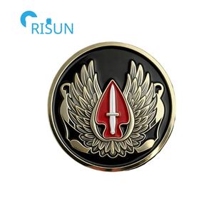 Souvenirs personnalisés, pièce commémorative triangulaire des Forces Spéciales Aéroportuaires de l'USAF, pièces de défi personnalisées Delta Swivel - Product Image 2