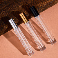Flacons pulvérisateurs carrés en verre transparent de 10 ml de haute qualité avec finition givrée et impression sérigraphique pour cosmétiques