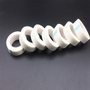 เทปต่อขนตาแบบไม่ทอ ไมโครพอรัส ระบายอากาศได้ดี สำหรับผิวแพ้ง่าย - Product Image 4
