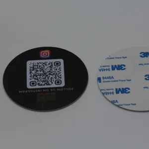 Carte d'identité patient RFID d'hôpital pour le suivi des soins de santé avec interface NFC fonctionnant à une fréquence de 13.56MHz