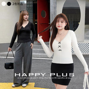 Top de punto para mujer Happy Plus N9037 con cuello en V, lazo, color sólido negro y blanco, ajustado, manga larga, con etiqueta y marcas - Product Image 3