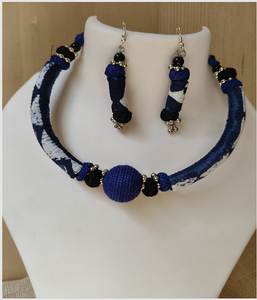 Collar de Perlas con Cuentas de Tela de Algodón para Mujer, Estilo Vintage, Forma de Corazones Clásicos, Joyería de Moda para Bodas - Product Image 1