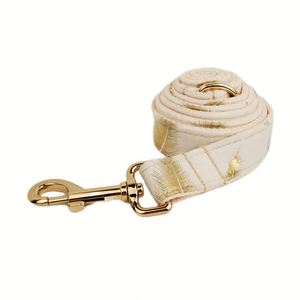 2024 Venta al por mayor de accesorios para mascotas: Conjunto de arnés de lujo para perros, collar con lazo para cachorros y gatos, correas para perros tipo Bulldog Francés y <span class=keywords><strong>Pitbull</strong></span> con bolsa dispensadora de excrementos - Product Image 3