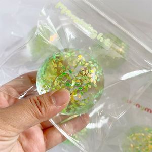 Jouet anti-stress en forme de boule souple fait main en maltose, avec pousses de légumes verts frais et fleurs séchées, cadeau pour enfants et adultes, pour une ambiance fraîche - Product Image 2