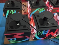 Affichage LED Cube P2.5 de haute qualité, design à quatre faces, contrôlé par WiFi, publicité intérieure pour les magasins de détail