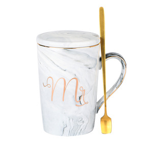 Set <span class=keywords><strong>di</strong></span> Tazze in Ceramica Stile Europeo con Motivo Marmorizzato, <span class=keywords><strong>Regalo</strong></span> per Matrimonio e San Valentino, Tazze da Caffè per Coppie, Personalizzazione Logo Disponibile - Product Image 1