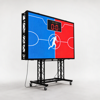 Mur vidéo LED pour location sportive en intérieur, écran LED HD pour tableau de scores de basketball, idéal pour les stades, arènes, événements sportifs et compétitions.